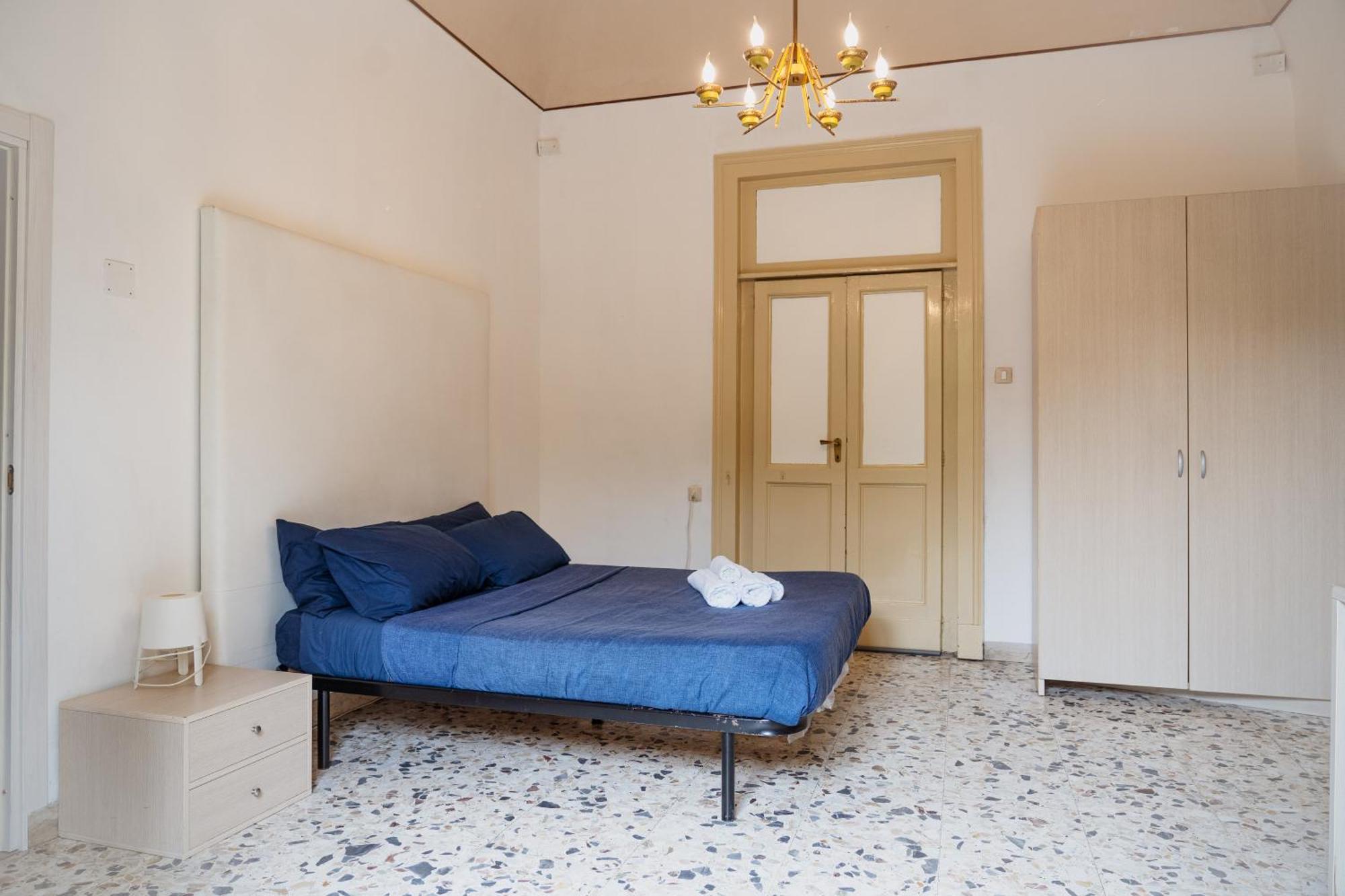 Bed And Books Bed & Breakfast Catania Exterior photo